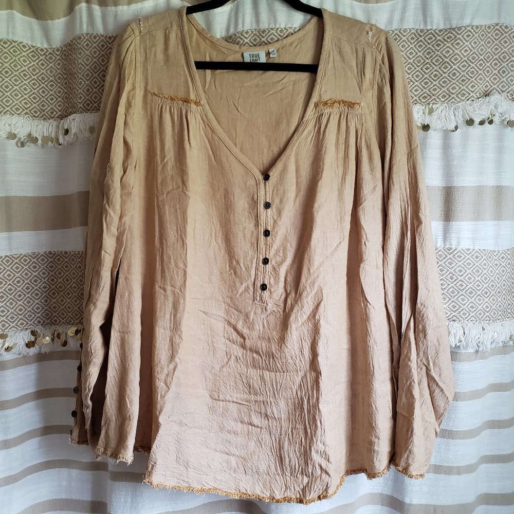True Craft | Gold Raw Hem Flax Button V-Neck Top